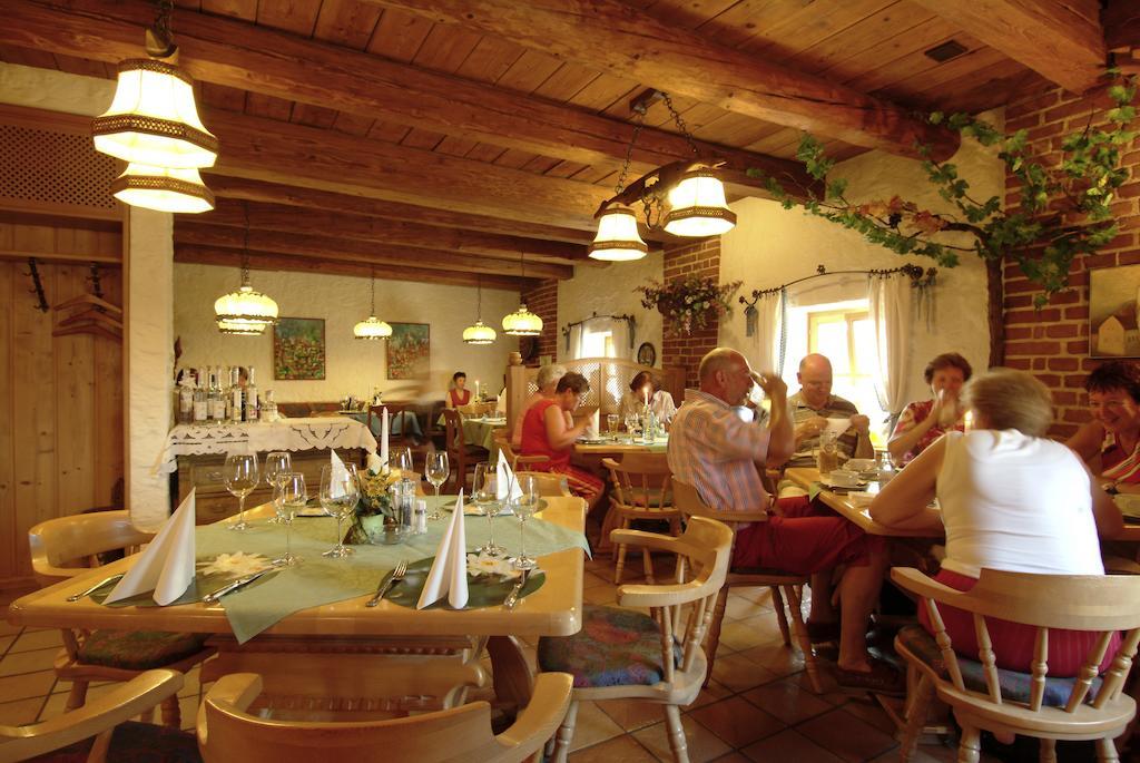 Hotel Biedermeier Hof Schärding Buitenkant foto
